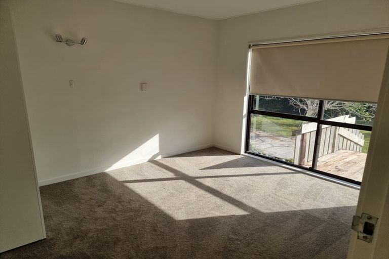 Photo of property in 466 Taupaki Road, Kumeu, 0892