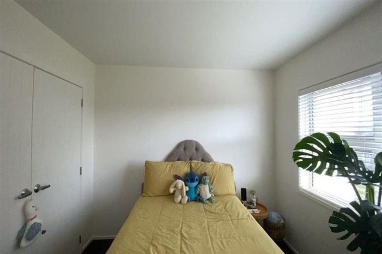Photo of property in 7 Kingfisher Road, Silverdale, 0932