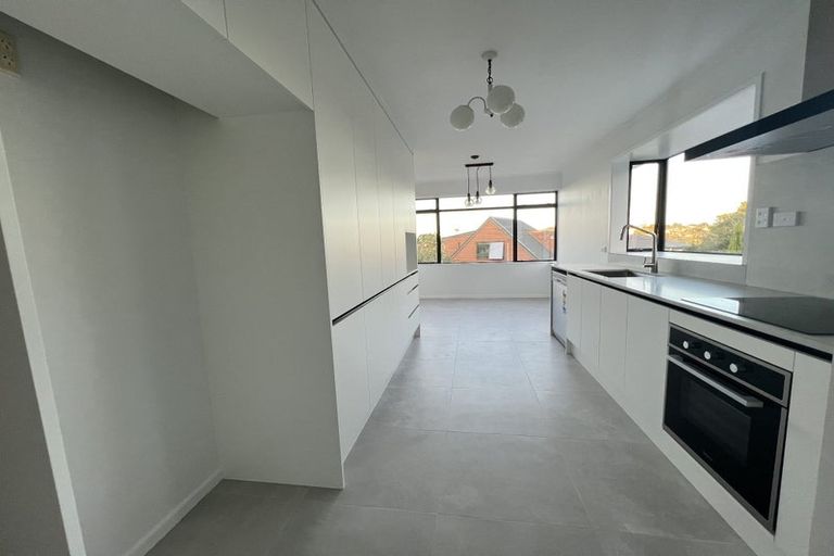 Photo of property in 708 East Coast Road, Pinehill, Auckland, 0632