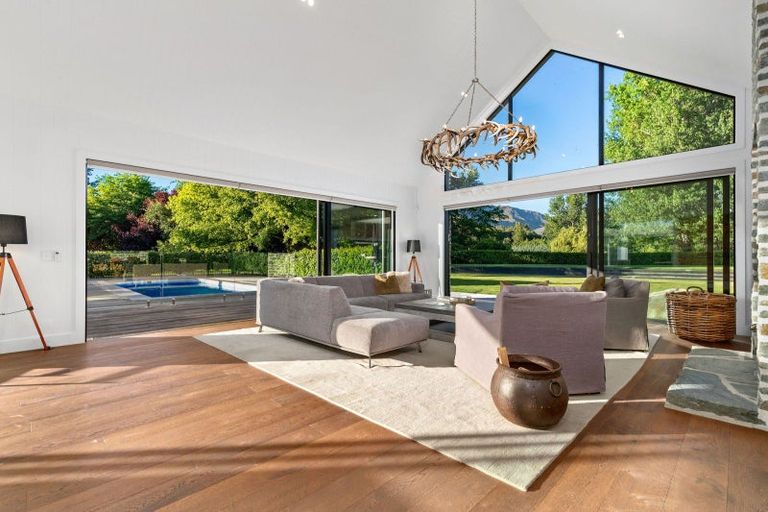 Photo of property in 273 Arrowtn-lke Hayes Road, Lake Hayes, Queenstown, 9371
