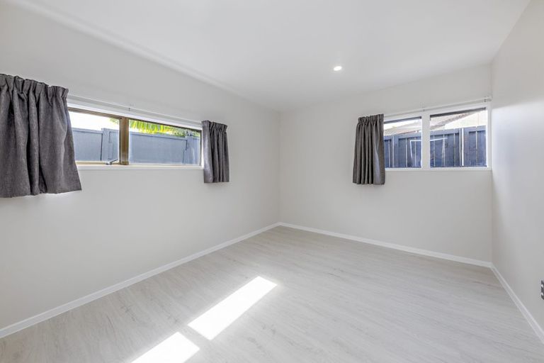 Photo of property in 80 Everglade Drive, Goodwood Heights, Auckland, 2105