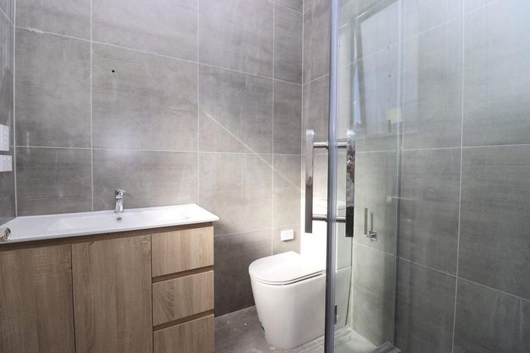 Photo of property in 6 Woven Place, Karaka, Papakura, 2113