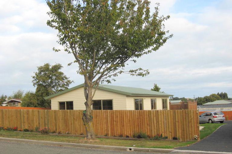 Photo of property in 20 Charles Street, Weston, Oamaru, 9401