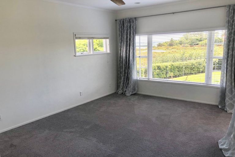 Photo of property in 12 Dowling Place, Pakuranga, Auckland, 2010