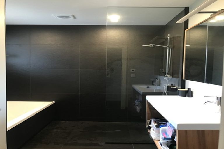 Photo of property in 39a Mantell Street, Seatoun, Wellington, 6022