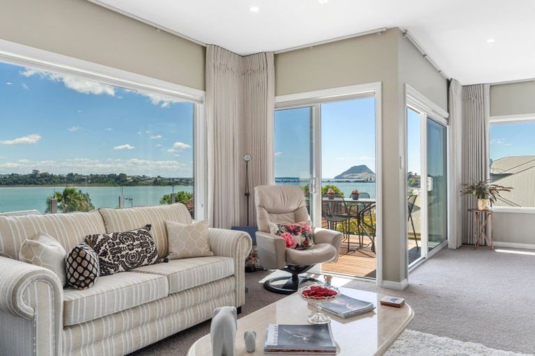 Photo of property in 5 Edgecumbe Road, Tauranga, 3110