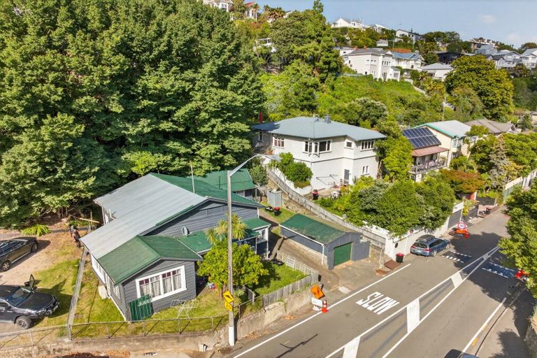 Photo of property in 80 Shakespeare Road, Bluff Hill, Napier, 4110