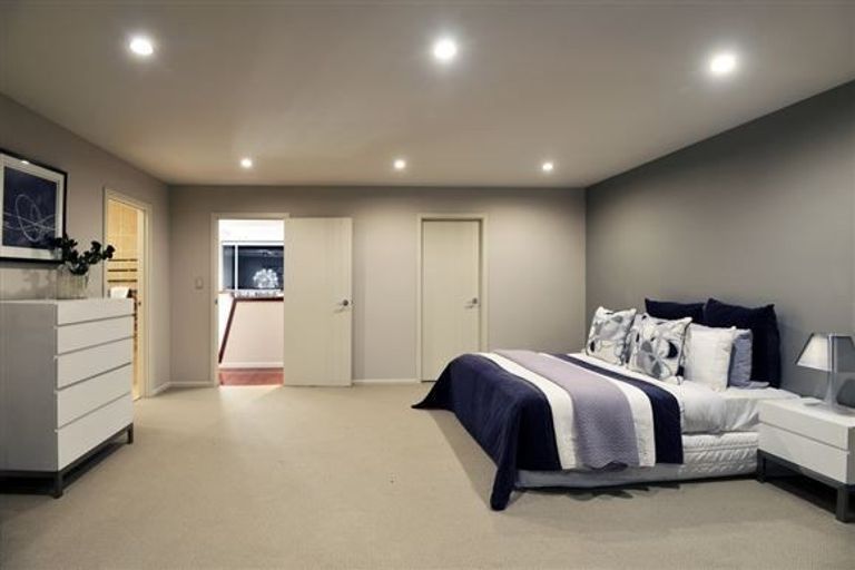 Photo of property in 116 Kittiwake Drive, Schnapper Rock, Auckland, 0632