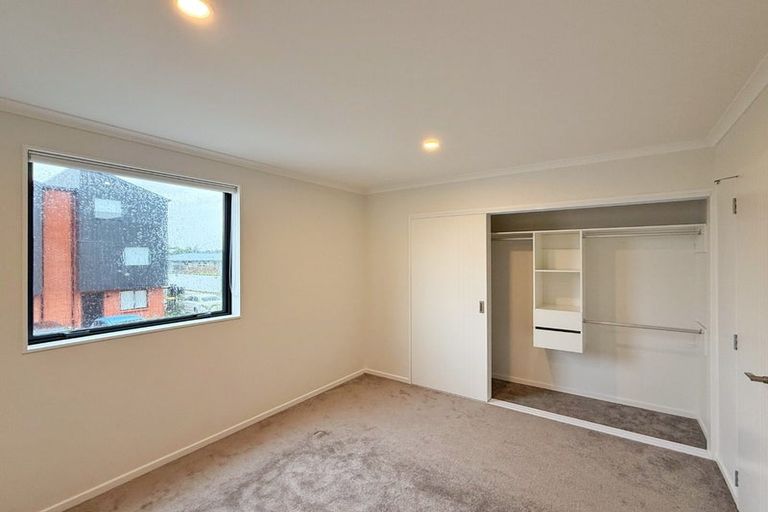 Photo of property in 5/31 Normandy Place, Henderson, Auckland, 0610