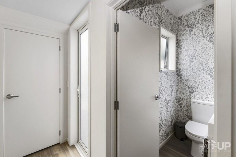 Photo of property in 10 Toheroa Street, Hobsonville, Auckland, 0616