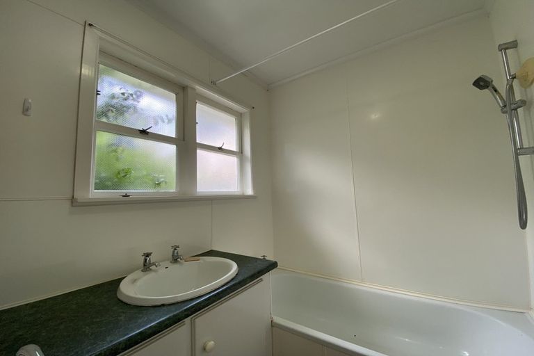 Photo of property in 45 Routley Drive, Glen Eden, Auckland, 0602