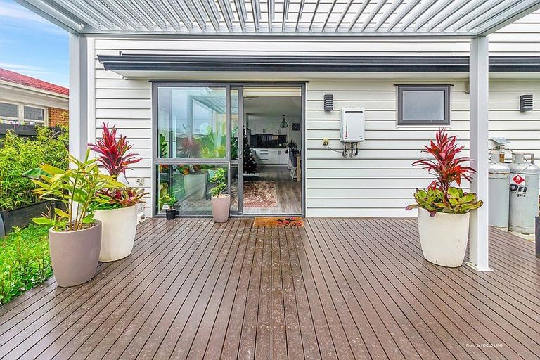 Photo of property in 18a Buckingham Crescent, Manukau, Auckland, 2025