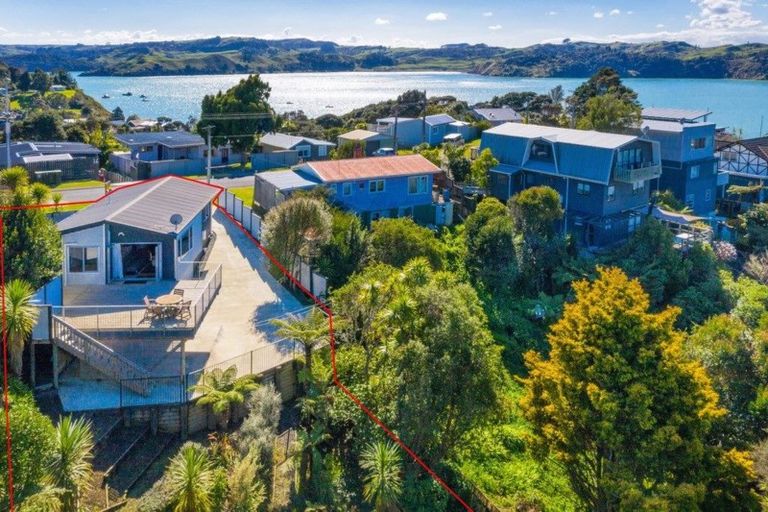 Photo of property in 15 Bay View Road, Raglan, 3225