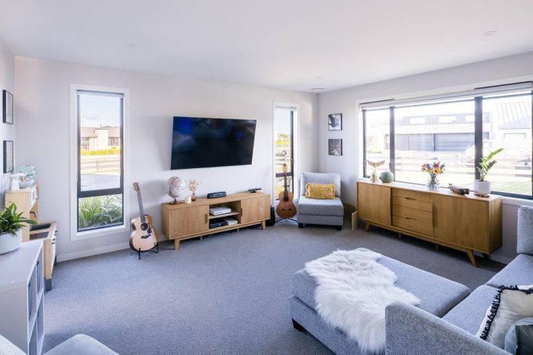 Photo of property in 49 Mike Smith Drive, Cambridge, 3434