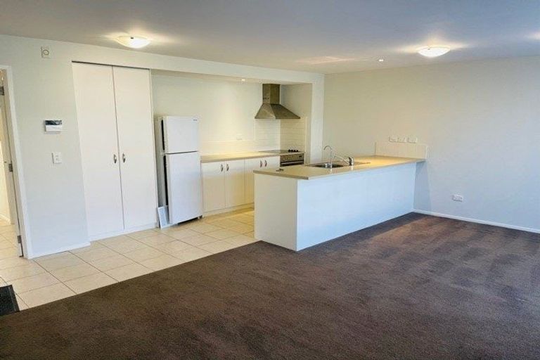Photo of property in 2/30 Opito Way, East Tamaki, Auckland, 2013