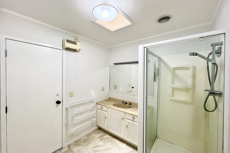 Photo of property in 1/3 Peter Terrace, Castor Bay, Auckland, 0620