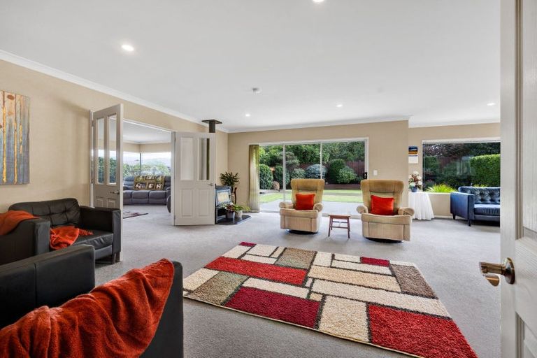 Photo of property in 2a Elizabeth Grove, Stratford, 4332