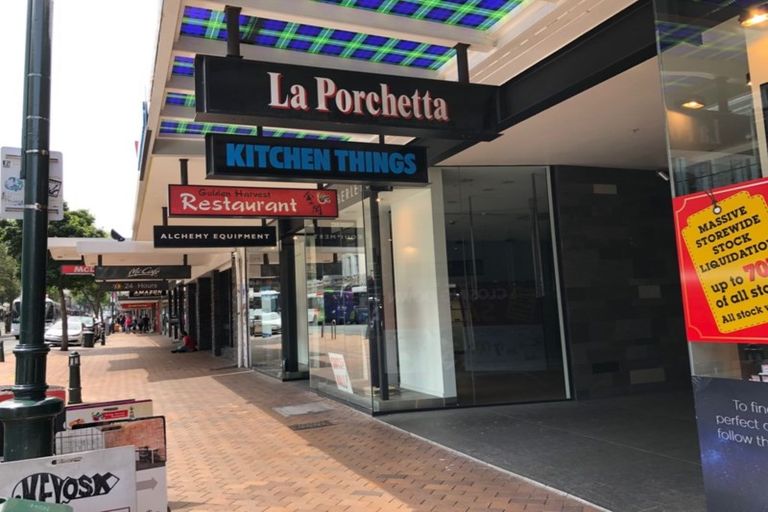 Photo of property in 218 George Street, Stokes Valley, Lower Hutt, 5019