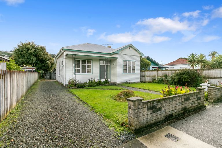 Photo of property in 11 Connolly Street, Boulcott, Lower Hutt, 5010