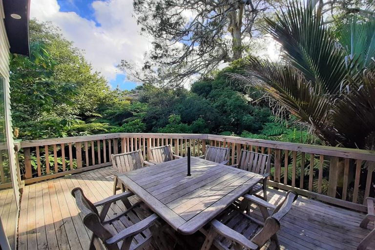 Photo of property in 18a Anakiwa Place, Milford, Auckland, 0620