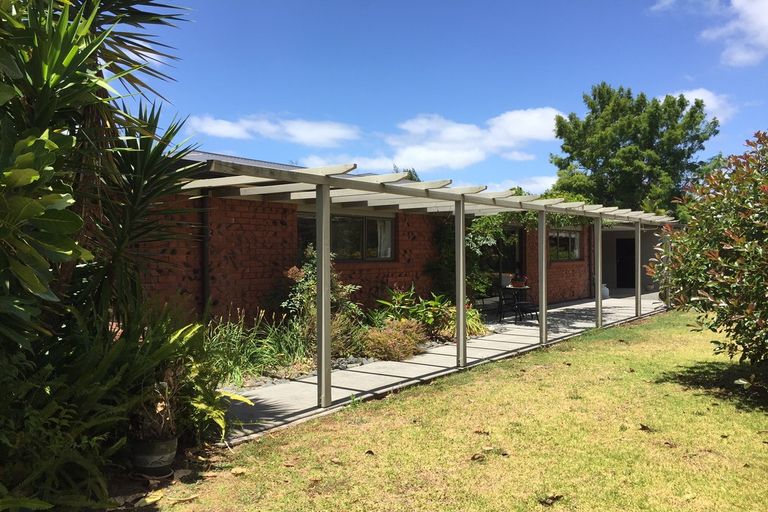 Photo of property in 8 Kendall Road, Kerikeri, 0230