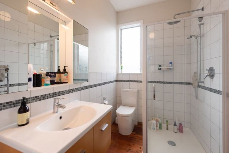 Photo of property in 62 Rintoul Street, Newtown, Wellington, 6021