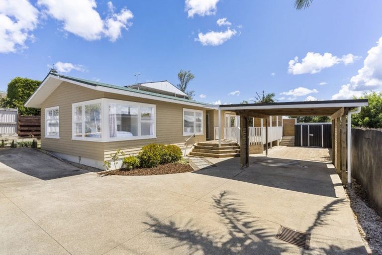 Photo of property in 7b Anne Road, Hillcrest, Auckland, 0627