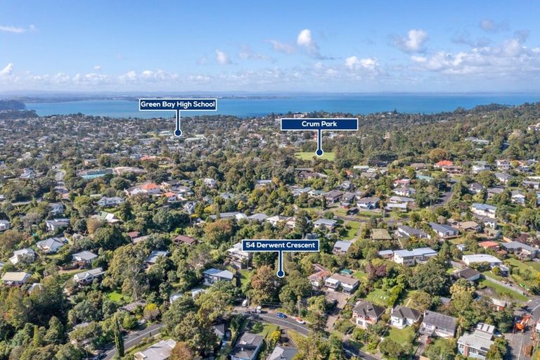 Photo of property in 54 Derwent Crescent, Titirangi, Auckland, 0604