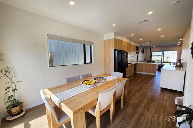 Photo of property in 4 Coast Garden Drive, Hobsonville, Auckland, 0616