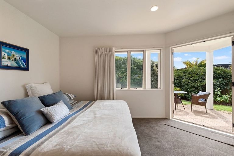 Photo of property in 1/93 Forrest Hill Road, Milford, Auckland, 0620