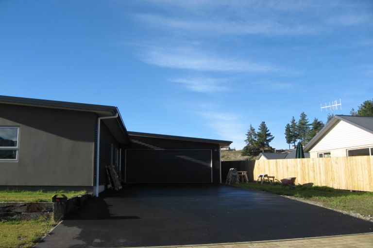 Photo of property in 15 Perrow Street, Wanaka, 9305