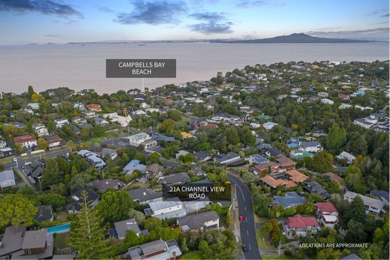 Photo of property in 21 Channel Road, Campbells Bay, Auckland, 0630