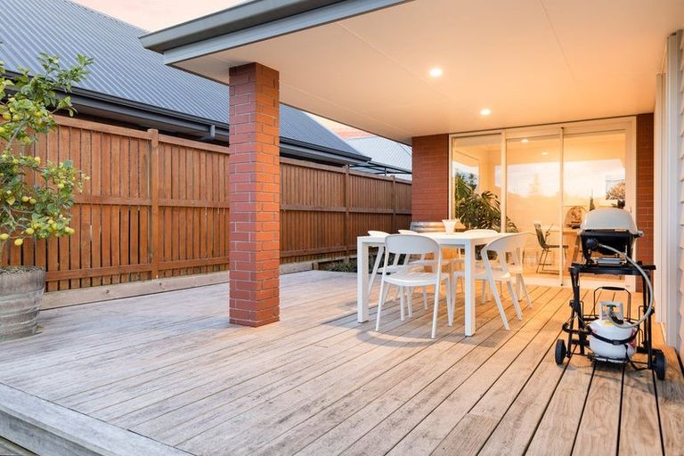 Photo of property in 11 Jarrett Terrace, Leamington, Cambridge, 3432