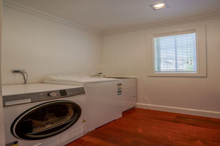 Photo of property in 16 Chapel Street, Russell, 0202