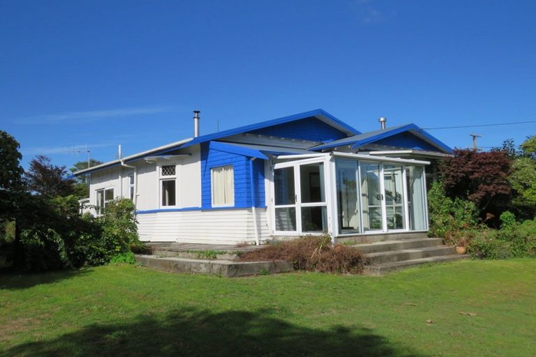 Photo of property in 116 Brougham Street, Westport, 7825