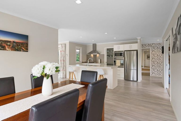 Photo of property in 10 Cooper Crescent, Cambridge, 3434