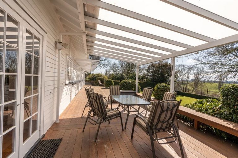 Photo of property in 1782 Te Pahu Road, Karamu, Hamilton, 3285