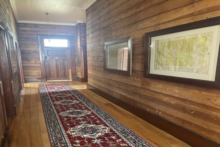 Photo of property in 28 Broadway, Reefton, 7830