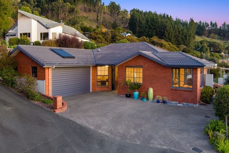 Photo of property in 16 Ledbury Road, Atawhai, Nelson, 7010