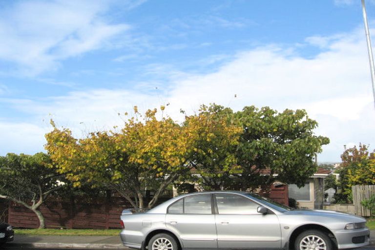Photo of property in 5 Walter Macdonald Street, Howick, Auckland, 2014