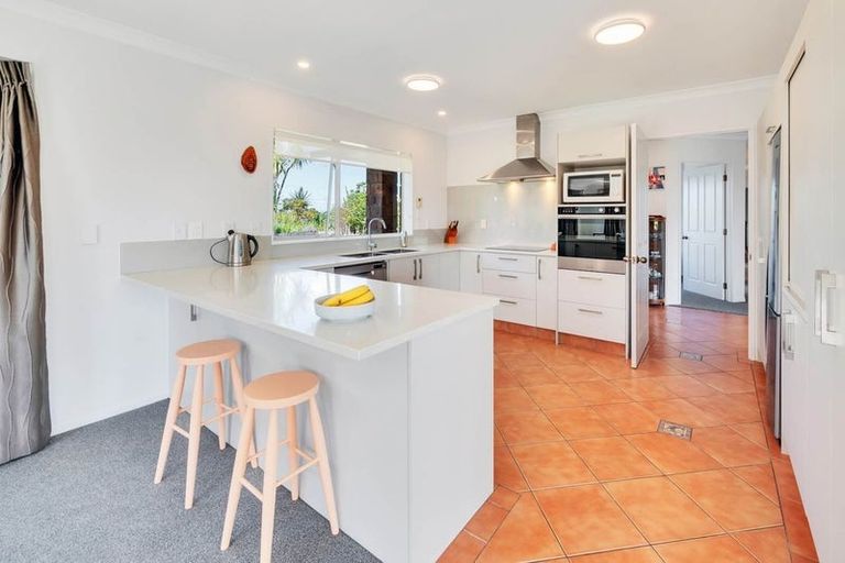 Photo of property in 150 Kennedy Road, Dairy Flat, Albany, 0792