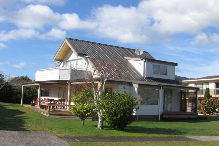 Photo of property in 11 Dunlop Drive, Pauanui, Hikuai, 3579