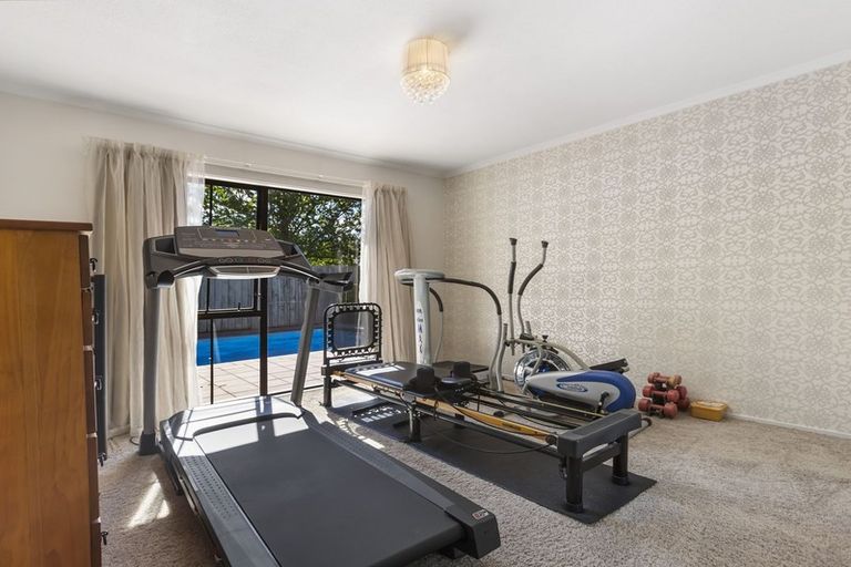 Photo of property in 2 Coleraine Street, Cromwell, 9310