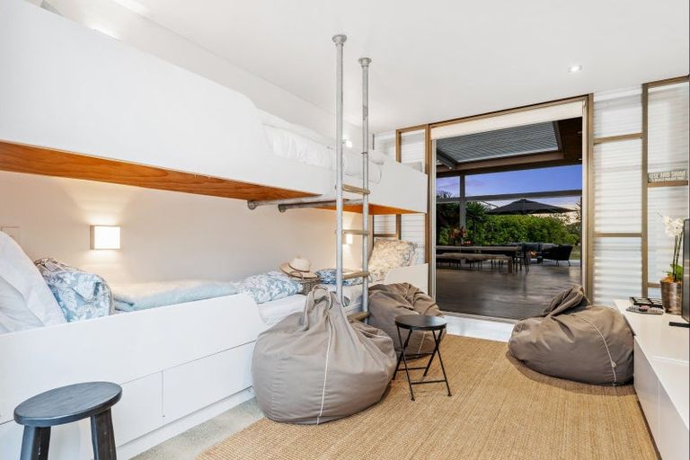 Photo of property in 64 Taumata Road, Omaha, 0986