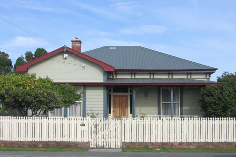 Photo of property in 6 Central Terrace, Alicetown, Lower Hutt, 5010