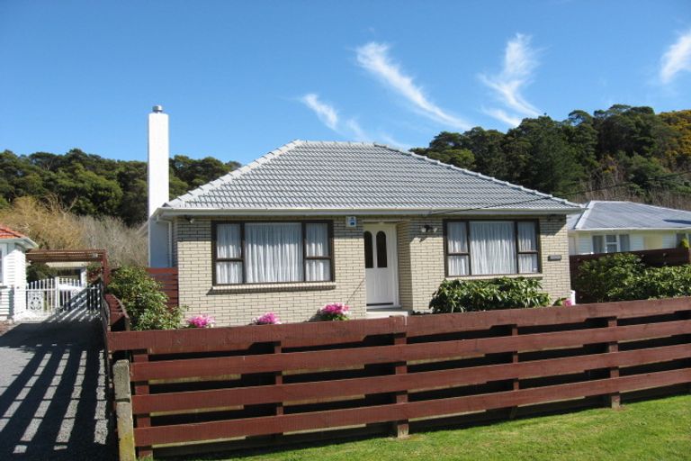 Photo of property in 36 Dover Road, Wainuiomata, Lower Hutt, 5014