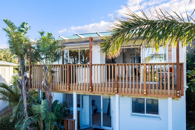 Photo of property in 42 Cheviot Street, Mangawhai Heads, Mangawhai, 0505