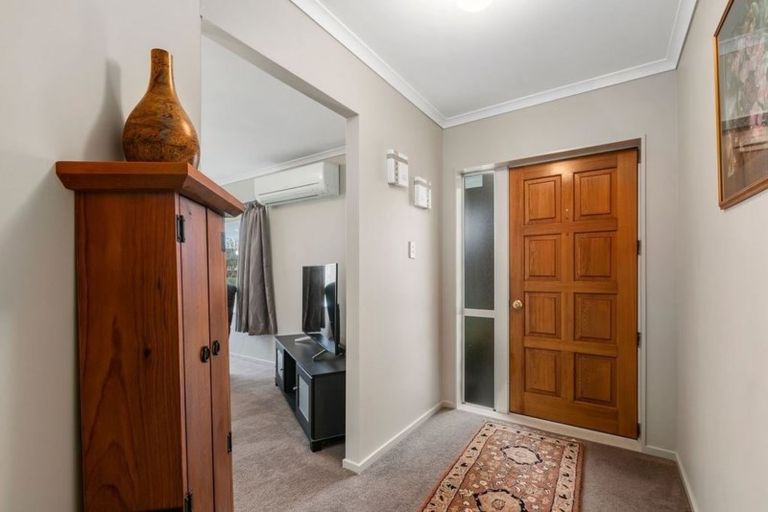 Photo of property in 4 Trinity Place, Albany, Auckland, 0632