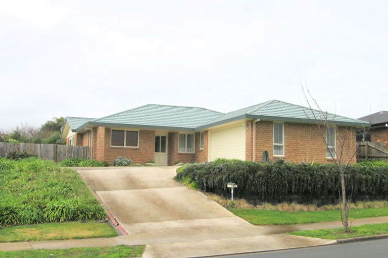 Photo of property in 33 Twickenham Place, Nawton, Hamilton, 3200