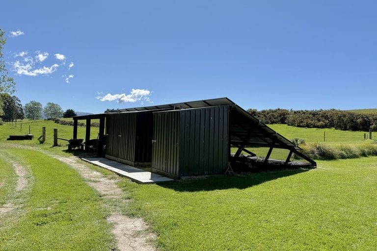 Photo of property in 88 Maytown Road, Waimate, 7978